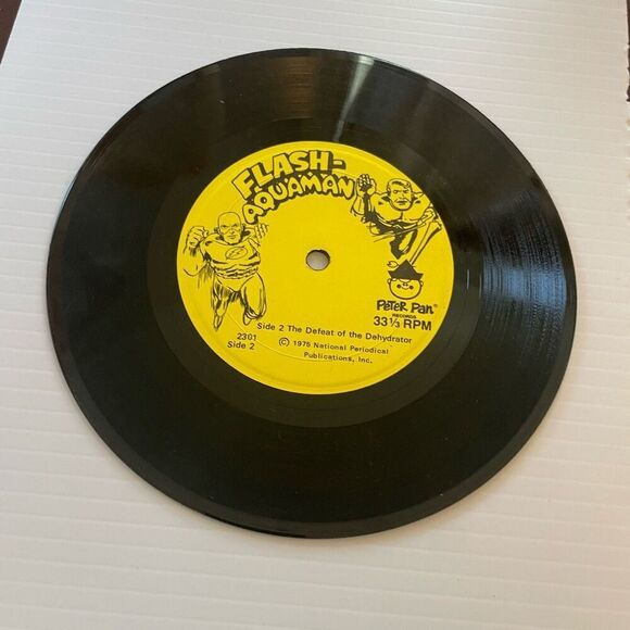 The Flash and Aquaman Vintage 45” Record! Rare! 1975. Peter Pan Industries. - Picture 4 of 6